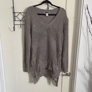 Another Story Elegant V-Neck Sweater in Taupe XL